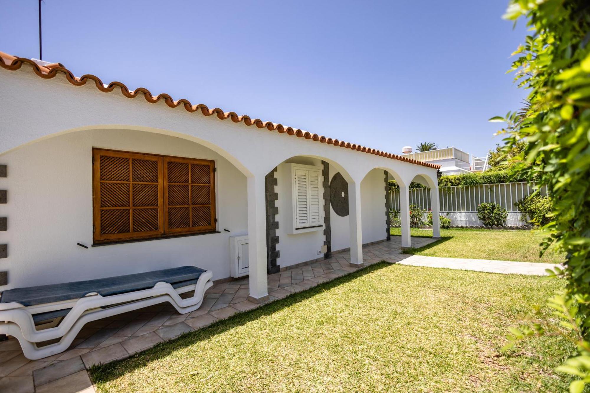 Oasis Holycan - By Gestion Vacacional Canarias Сан-Бартоломе Экстерьер фото